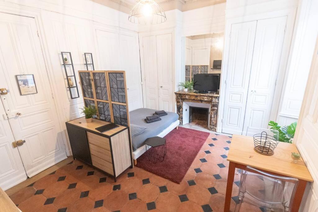 Ferienwohnung Immeuble L'Aristocrate - L'Authentique - Bd Carnot Angers Exterior foto